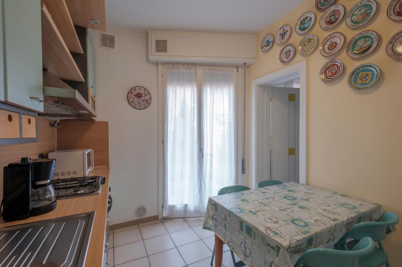Aura Home Sirmione - 2 Bedrooms Apartment Bagian luar foto